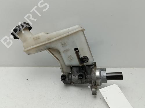 Used Brake master cylinder KIA SPORTAGE III (SL) 1.7 CRDi (116 hp) 29903754