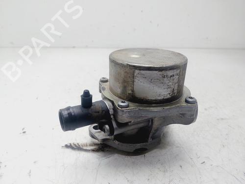 Used Vacuum pump RENAULT CLIO II (BB_, CB_) [1998-2016]  29298997