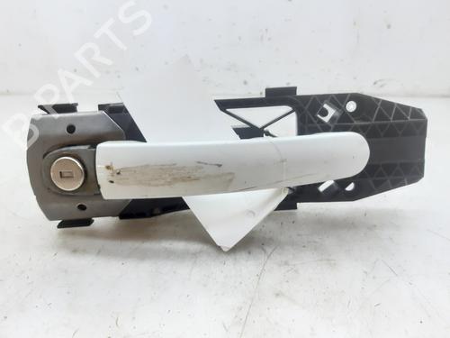 Used Front left exterior door handle VW POLO V (6R1, 6C1) 1.4 TDI (75 hp) 8422449