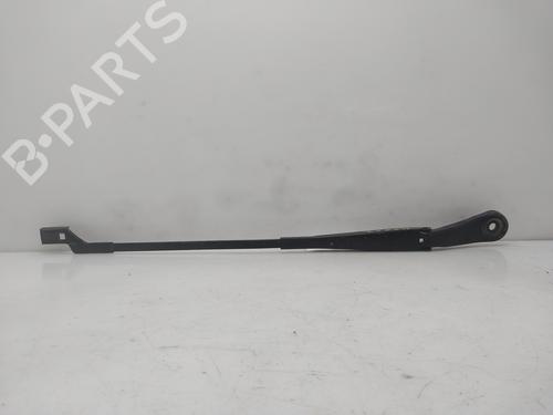 Used Front windshield wiper arm Front windshield wiper arm 37011414 37011414