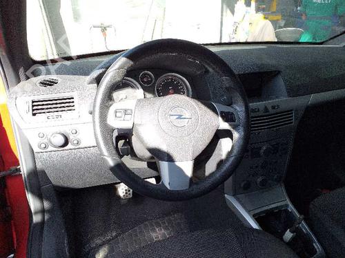 Venstre Styrespindel Lejehus OPEL ASTRA H GTC (A04) 1.9 CDTI (L08) | BP6592010M25 