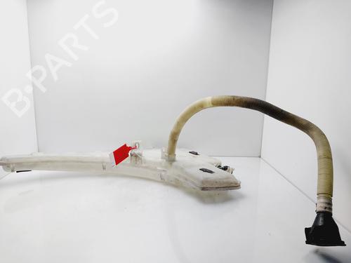 Used Windscreen washer tank BMW 1 (E87) 118 d (143 hp) 32042747