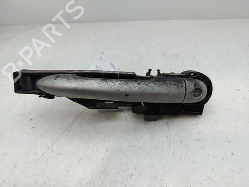 Used Front left exterior door handle RENAULT CLIO III (BR0/1, CR0/1) 1.5 dCi (C/BR0G, C/BR1G) (68 hp) 31143946