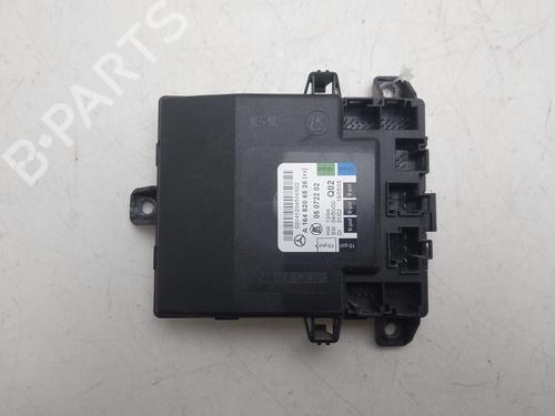 electronic-module-mercedes-benz-m-class-w164-2005-2006-2007-2008-2009-2010-2011-2012-37272963 main image
