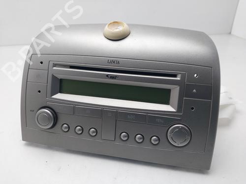 Used Radio Radio LANCIA YPSILON (843_) 1.3 D Multijet (843.AXE11, 843.AXE1A) (90 hp) 34277104 34277104
