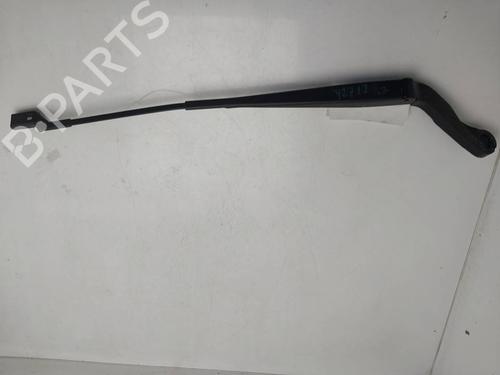 Used Front windshield wiper arm Front windshield wiper arm 38928992 38928992