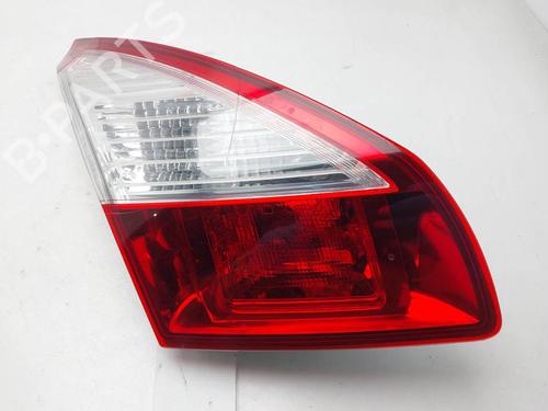 Used Left tailgate light Left tailgate light RENAULT MEGANE III Hatchback (BZ0/1_, B3_) 1.6 16V (BZ0H) (101 hp) 40077095 40077095