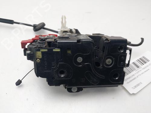 Venstre bagtil lås Venstre bagtil lås VW JETTA III (1K2) 1.9 TDI (105 hp) 33793024 33793024