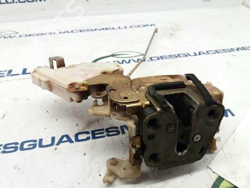 Used Front right lock NISSAN TERRANO II (R20) [1992-2007]  2985346