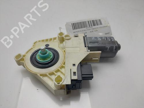 Rudehejsemotor bagstkærm venstre AUDI Q7 (4LB) 3.0 TDI quattro (233 hp) 30564771