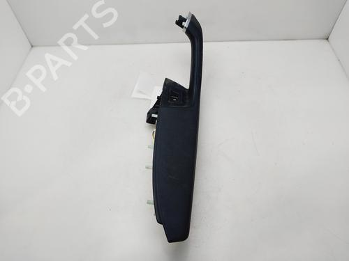 Interrupteur de vitre arrière gauche VW PASSAT B8 (3G2, CB2) [2014-2026]  31850322