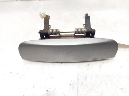 Front right exterior door handle AUDI A4 B6 (8E2) 2.0 (130 hp) 8E0839207 | 8E0839207 |