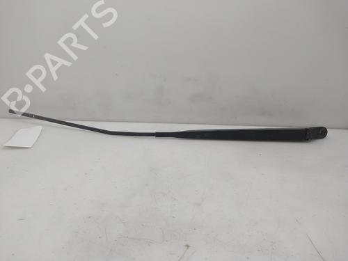 front-windshield-wiper-arm-renault-clio-iii-br01-cr01-2005-2006-2007-2008-2009-2010-2011-2012-2013-2014-37693559 main image