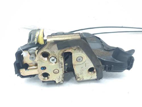 Used Front left lock TOYOTA AVENSIS Estate (_T25_) 2.2 D-4D (ADT251_, ADT251R) (150 hp) 5126767