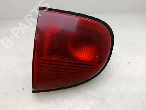 left-tailgate-light-ford-escort-vi-gal-aal-abl-1995-1996-1997-1998-1999-2000-2001-2002-32288866 main image