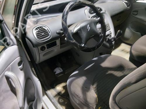 Left headlight CITROËN XSARA PICASSO (N68) 1.6 HDi | BP30615881C28