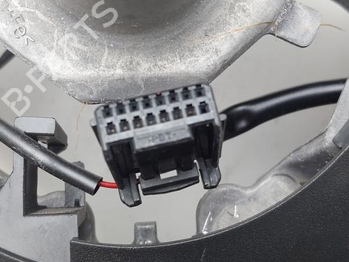 Steering wheel RENAULT CLIO V (B7_) 1.5 Blue dCi 85 (B7AG) | BP33994239C49  - Image 5