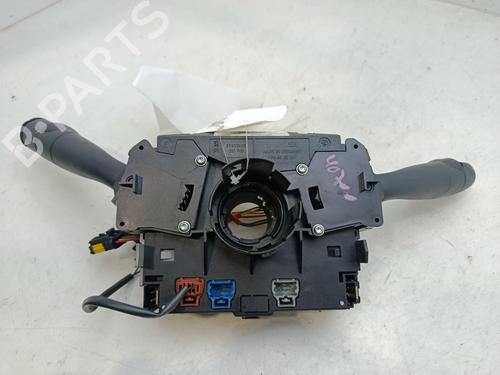 Steering wheel controls PEUGEOT 1007 (KM_) | BP31827167E15