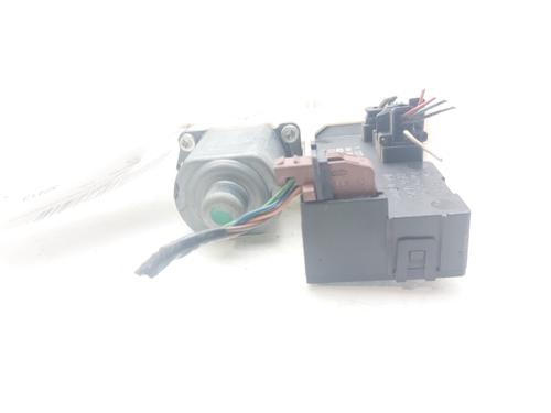 Right front window motor PEUGEOT 407 (6D_) 2.0 (6DRFNB, 6DRFNE) | BP15608447E20 