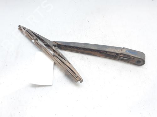 Used Rear windshield wiper arm OPEL ASTRA H (A04) 1.6 (L48) (105 hp) 10324928