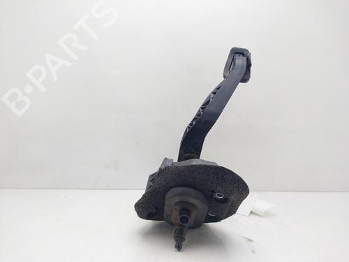 Clutch pedal FORD FIESTA VI (CB1, CCN) 1.5 TDCi | BP13887815I13 