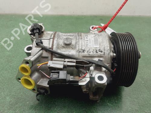 Used AC compressor RENAULT MEGANE IV Hatchback (B9A/M/N_) [2015-2025]  25032157