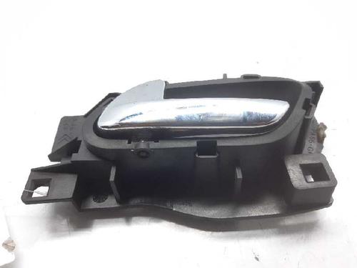 Used Front left interior door handle PEUGEOT 407 (6D_) 2.0 (6DRFNB, 6DRFNE) (136 hp) 12400539