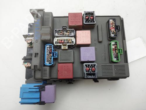 Used Fuse box Fuse box RENAULT LAGUNA II (BG0/1_) 1.9 dCi (BG08, BG0G) (120 hp) 33928895 33928895