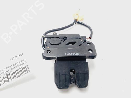 Used Tailgate lock TOYOTA AVENSIS (_T25_) 2.0 VVT-i (AZT250_, AZT250R) (147 hp) 19523963