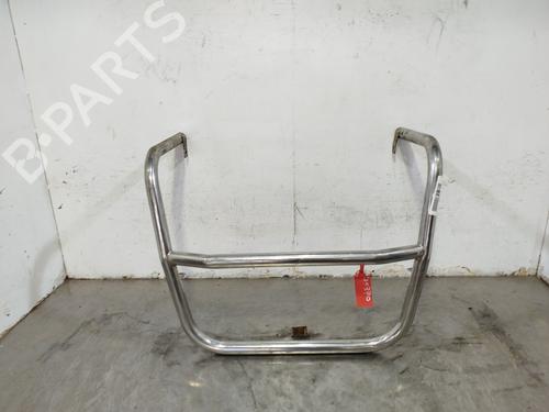 Used Front bumper reinforcement Front bumper reinforcement 38433782 38433782