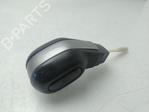 Used Shift knob LAND ROVER DISCOVERY III (L319) 2.7 TD 4x4 (190 hp) 28089085