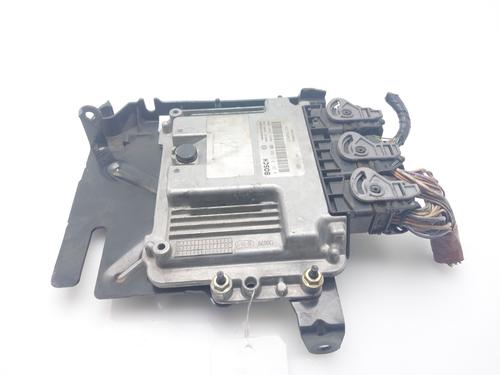 Used Engine control unit (ECU) RENAULT GRAND SCÉNIC II (JM0/1_) [2004-2009]  16337302