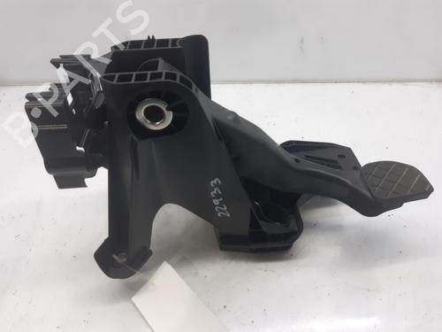 Used Break pedal SEAT ATECA (KH7, KHP) 1.0 TSI (115 hp) 8765868