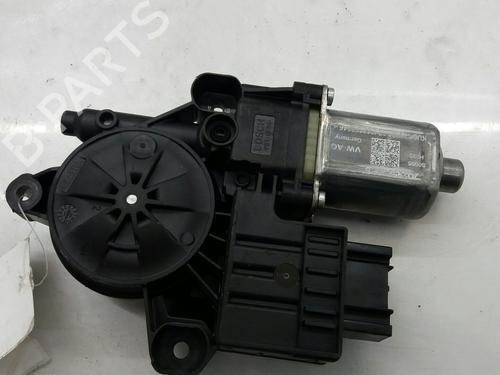 Moteur de lève-vitre avant droit SEAT IBIZA V (KJ1, KJG) 1.0 TSI (115 hp) 16918796