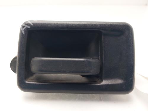 Used Rear right interior door handle Rear right interior door handle PEUGEOT 106 II (1A_, 1C_) 1.1 i (60 hp) 33440205 33440205