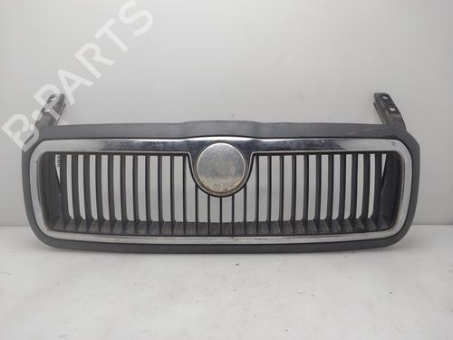 Used Grille Grille 37666033 37666033