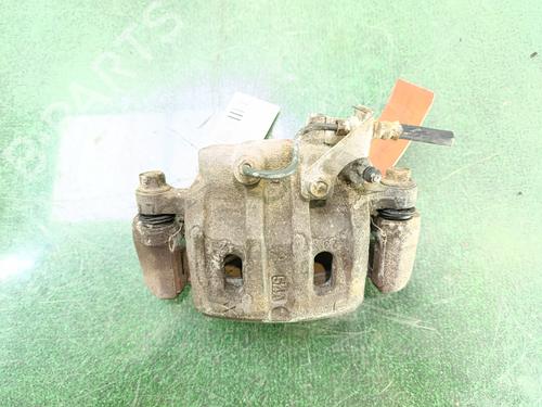 Zacisk hamulca przedniego prawego MITSUBISHI PAJERO II (V3_W, V2_W, V4_W, V5_W) 2.8 TD (V46W, V26W) | BP30053798M104