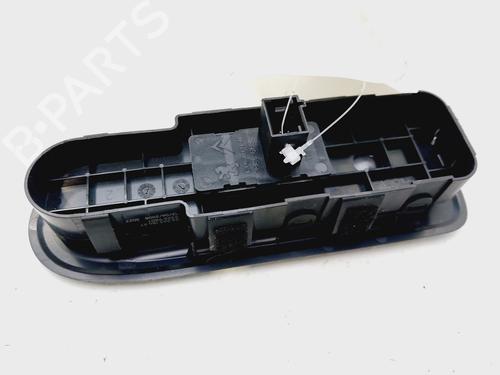 Right front window switch CITROËN C5 III (RD_) | BP30597378I26