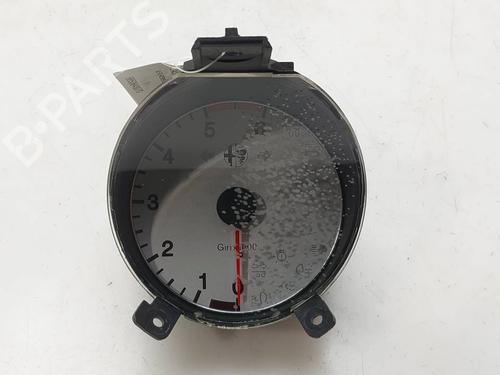 Used Instrument cluster Instrument cluster ALFA ROMEO 156 (932_) 1.9 JTD (932.A2B00, 932.A2C00) (115 hp) 40528950 40528950