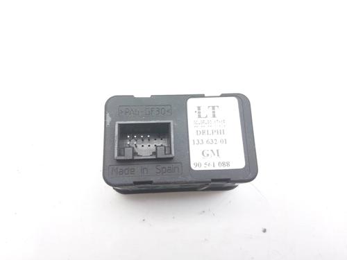 Left front window switch OPEL ZAFIRA A MPV (T98) 2.0 DTI 16V (F75) | BP16527355I27 