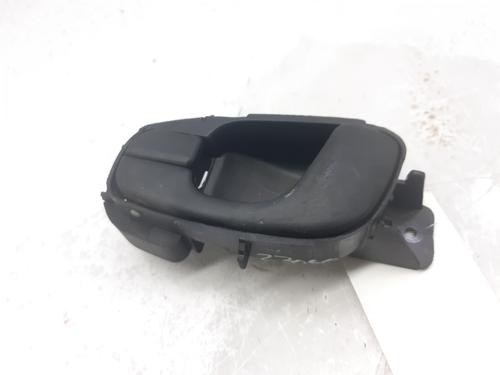 Used Front left interior door handle DAEWOO LANOS (KLAT) 1.6 16V (106 hp) 12401988