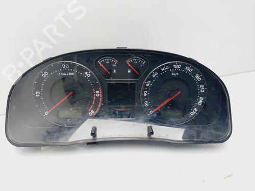 Used Instrument cluster SKODA SUPERB I (3U4) 1.9 TDI (130 hp) 31705873
