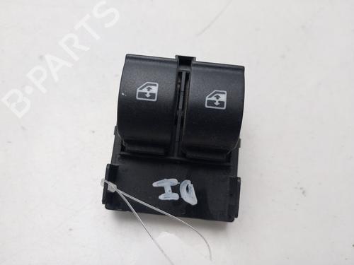 Venstre fortil elrude kontakt Venstre fortil elrude kontakt FIAT DOBLO Platform/Chassis (263_) 1.3 D Multijet (90 hp) 36781161 36781161