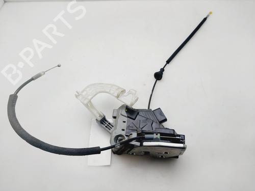 hyre-bak-las-kia-carens-iv-2013-32232017 main image