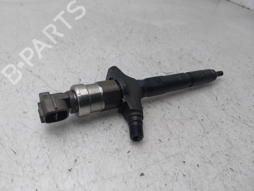 Injector SAAB 9-5 Estate (YS3E) 3.0 TiD | BP30864497M100