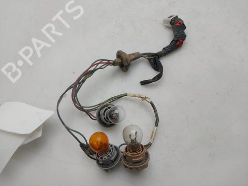 Used Lamp holder Lamp holder NISSAN PATHFINDER III (R51) 2.5 dCi (174 hp) 34351777 34351777