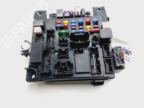 Used Fuse box CITROËN C4 AIRCROSS 1.6 HDi 115 AWC (114 hp) 30353559