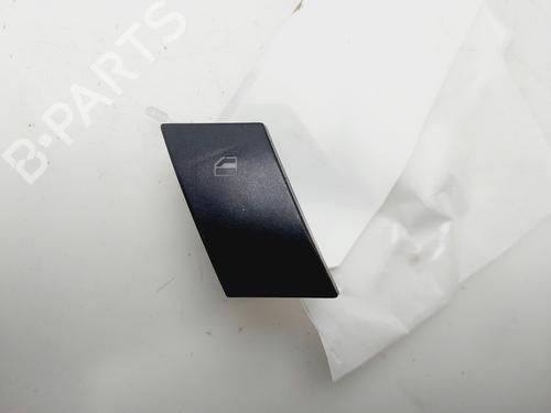 Interrupteur de vitre avant droite SEAT CORDOBA (6L2) 1.4 16V (75 hp) 30672381