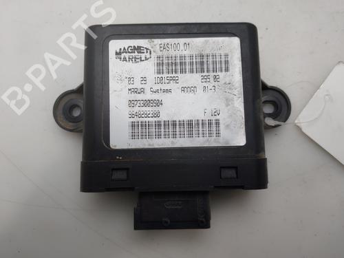 Used Electronic module Electronic module CITROËN C5 I (DC_) 2.2 HDi (DC4HXB, DC4HXE) (133 hp) 33928869 33928869