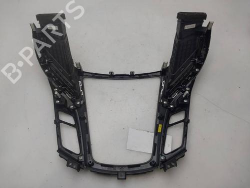 Middle console HYUNDAI i40 I (VF) 1.7 CRDi | BP39652942I22 - Image 2